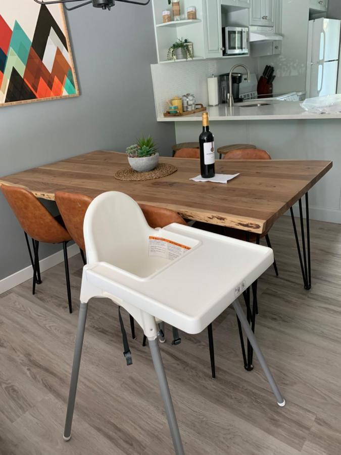 Beautiful Newly Reno 2Bdm 2 Bth Sleep Up To 6 Adults & Kids Mountain View Townhouse Suite Канмор Экстерьер фото